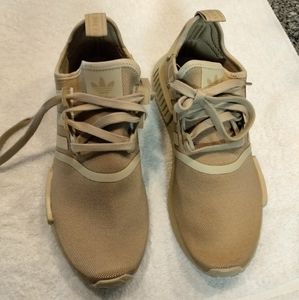 Men's Adidas Boost Size 8